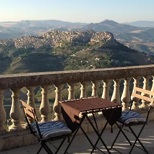 Centro 3*, Enna Italia